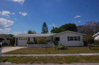 Main picture of 2408 Breakwater Cir