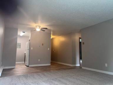 Main picture of 825 E Cavour Ave