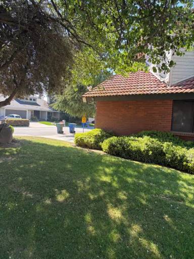 Main picture of 318 E Omaha Ave