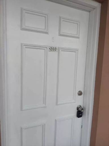 Main picture of 241 SE 9th Ave