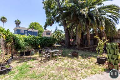 Main picture of 1024 Linden St