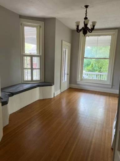 Main picture of 517 W Saint Catherine St