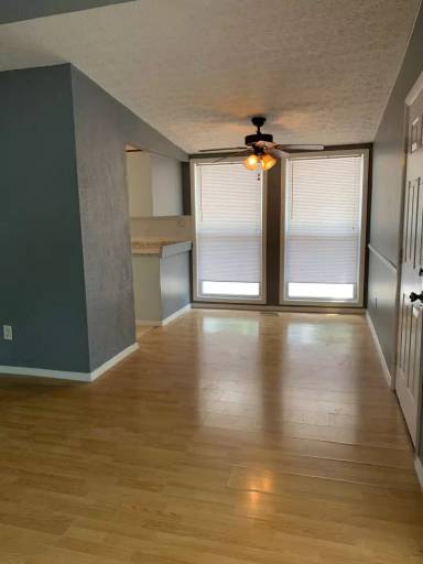 Main picture of 906 Joyful St