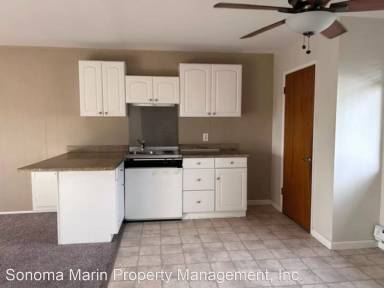 Main picture of 605 Crinella Dr