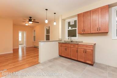 Main picture of 134 Lincoln St