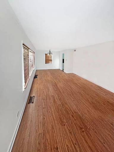 Main picture of 980 Wilmette Ter
