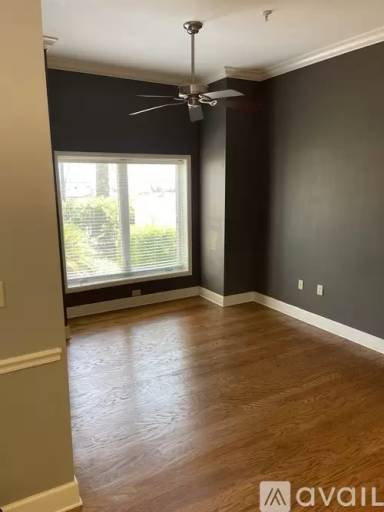 Main picture of 424 E Bay St