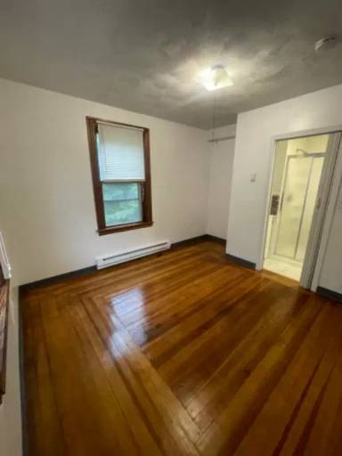 Main picture of 71 Peck St