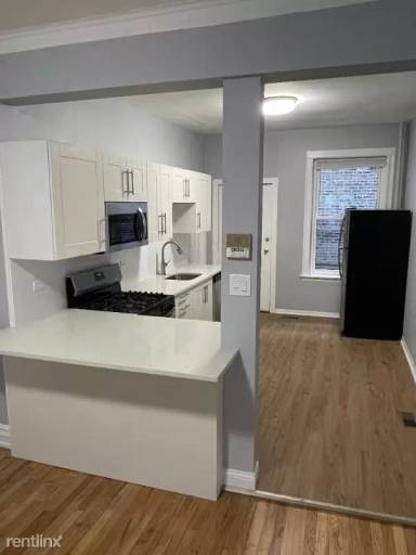 Main picture of 2308 W Rice St