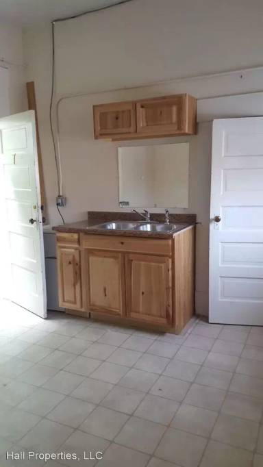 Main picture of 1313 Railroad Ave