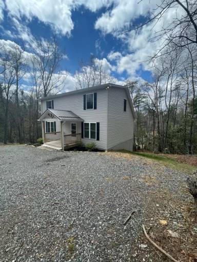 Main picture of 350 Pinewood Cir