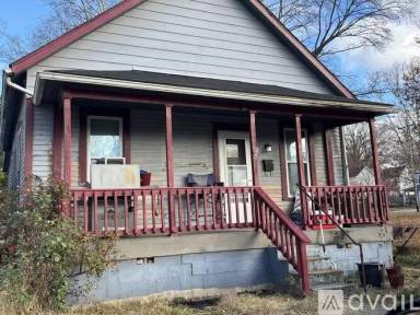Main picture of 427 Bryant Ave