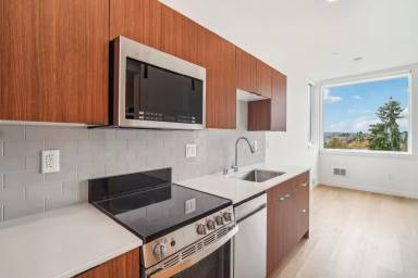 Main picture of 4011 Wallingford Ave N