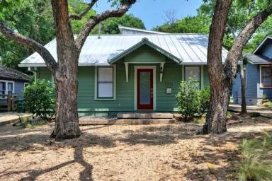 Main picture of 5304 McCandless St