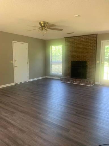 Main picture of 129 Blossom Dr