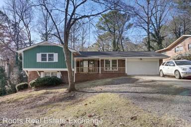 Main picture of 3675 Charles Dr