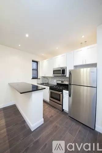 Main picture of 1842 Amsterdam Ave