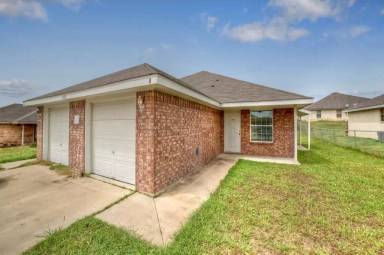 Main picture of 2801A Lucille Dr