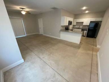 Main picture of 2906 W 55th St N