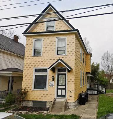 Main picture of 2343 Rohs St