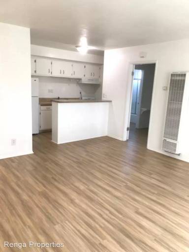 Main picture of 236 E Pearl St