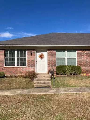 Main picture of 4823 N Park Rd