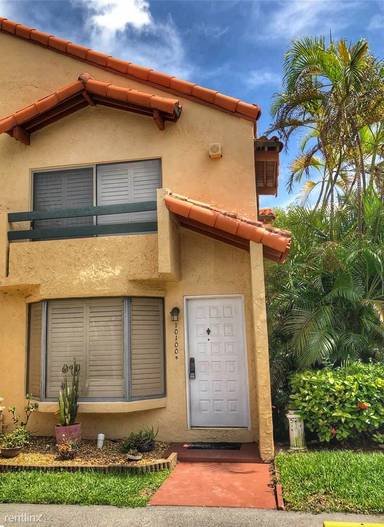 Main picture of 10100 SW 77th Ct