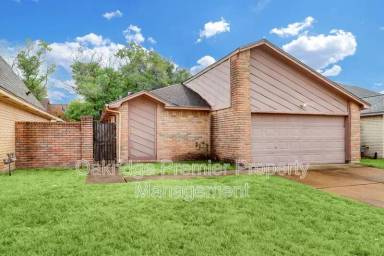Main picture of 10706 Staghill Dr