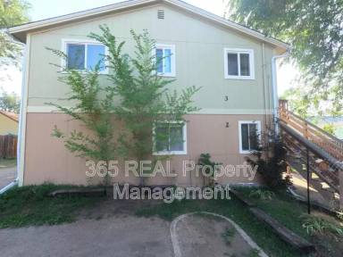 Main picture of 417 N Hollywood St