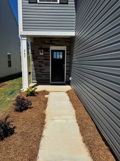 Main picture of 647 13th Avenue Dr NE