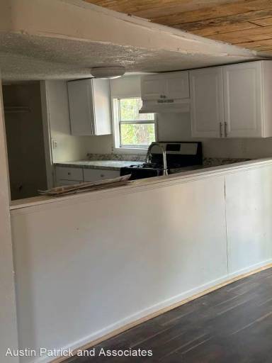 Main picture of 70 Pine Branch Rd