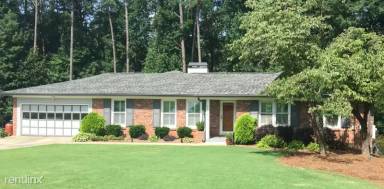 Main picture of 1582 Tamarack Trl