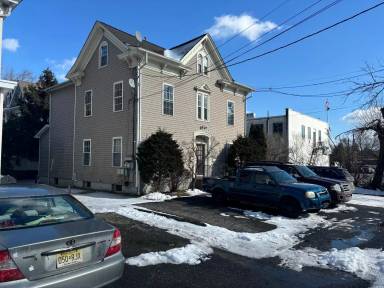 Main picture of 758 Somerset St