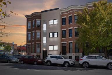 Main picture of 2539 Saint Paul St
