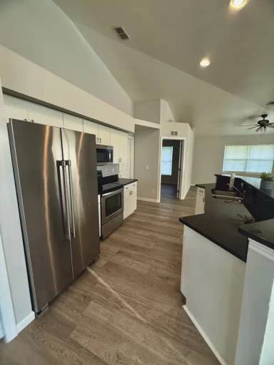 Main picture of 325 Ichabod Ave