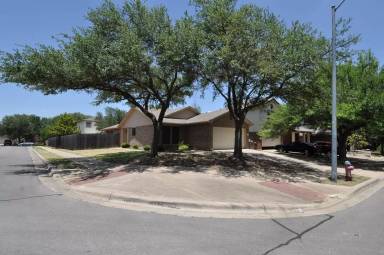 Main picture of 2117 Jester Farms