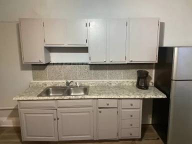 Main picture of 2904 E 6th Ave