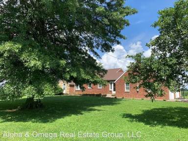 Main picture of 920 US Highway 224 W