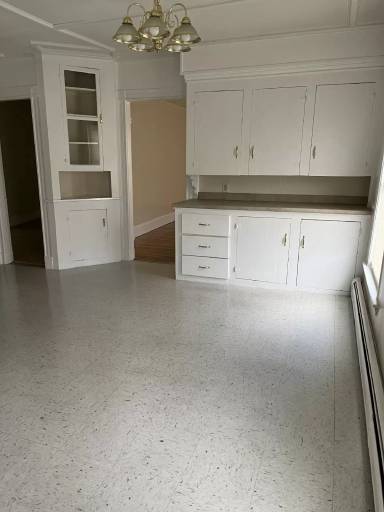 Main picture of 38 Maple St