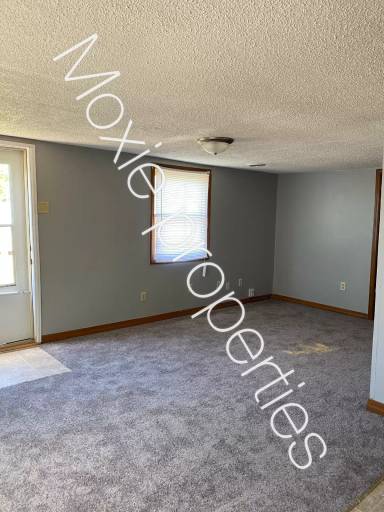 Main picture of 1406 N Philips St