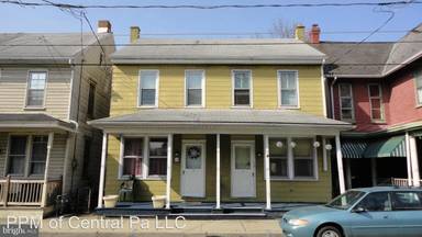 Main picture of 132 S Main St