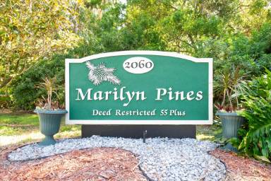 Main picture of 2060 Marilyn St