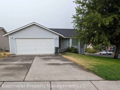 Main picture of 1301 SW 12th Ct