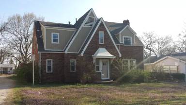 Main picture of 123 W 19th St