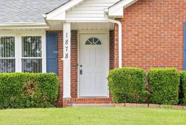 Main picture of 1878 Crestmont Ct