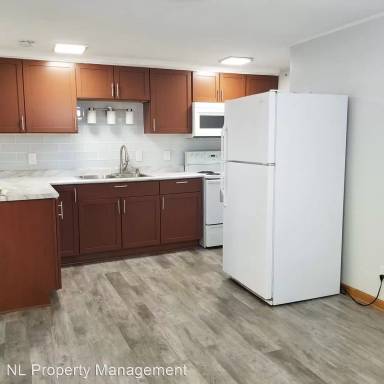 Main picture of 2805 Washington St