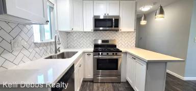 Main picture of 3843 Revere Ave