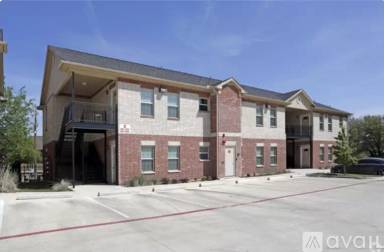Main picture of 505 S Main St