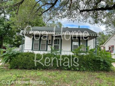 Main picture of 2236 S Washington Ave