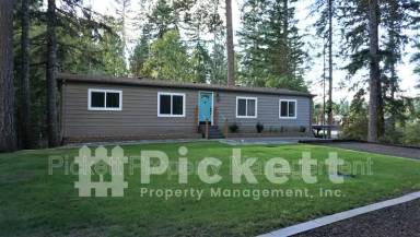 Main picture of 290 Tahuyeh Pl W